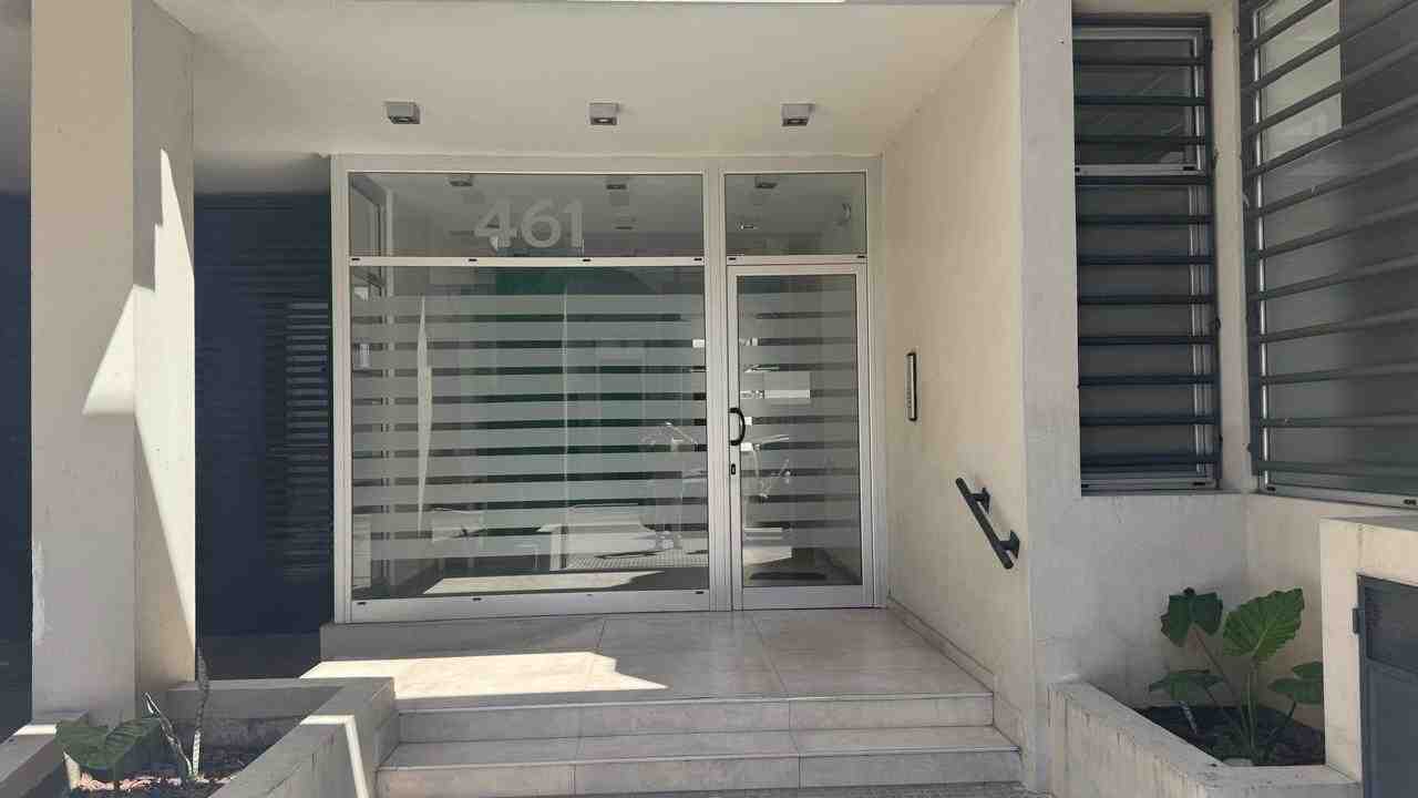 Departamento en Alquiler en Zárate (BROWN  461 2D)