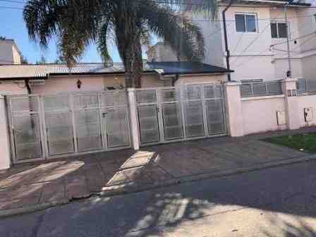 Casa en Venta en Zárate (CASTELLI  1327)