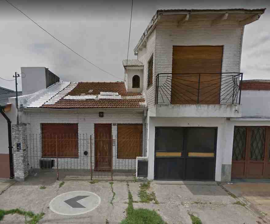 Casa en Venta en Zárate (CUYO 345)