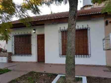 Casa en Alquiler en Zárate (Barrio C.A.P. Residencial)