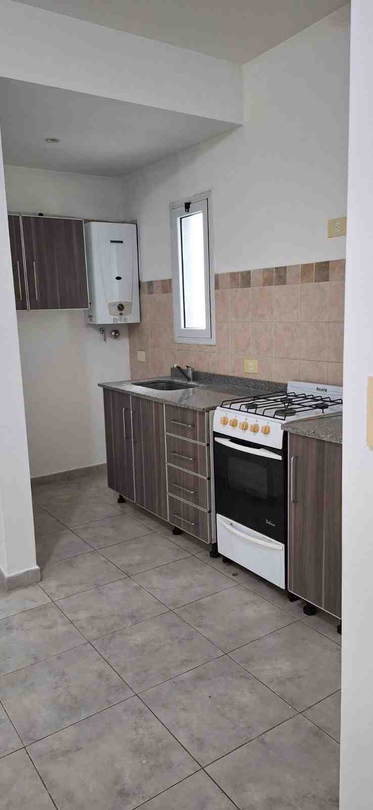 Departamento en Alquiler en Zárate (AVELLANEDA 441 4 C)