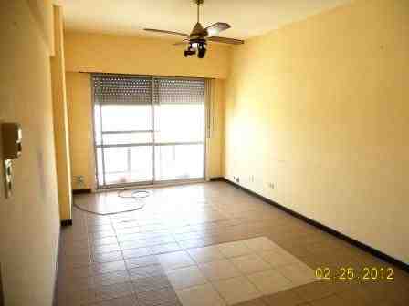 Departamento en Alquiler en Zárate (ROMULO NOYA  818 7 C)